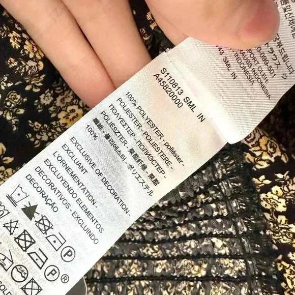 Levi's The Statement Top Slim Fit, Floral Print Puff Sleeve Top,Black/Yellow, M - Picture 9 of 16